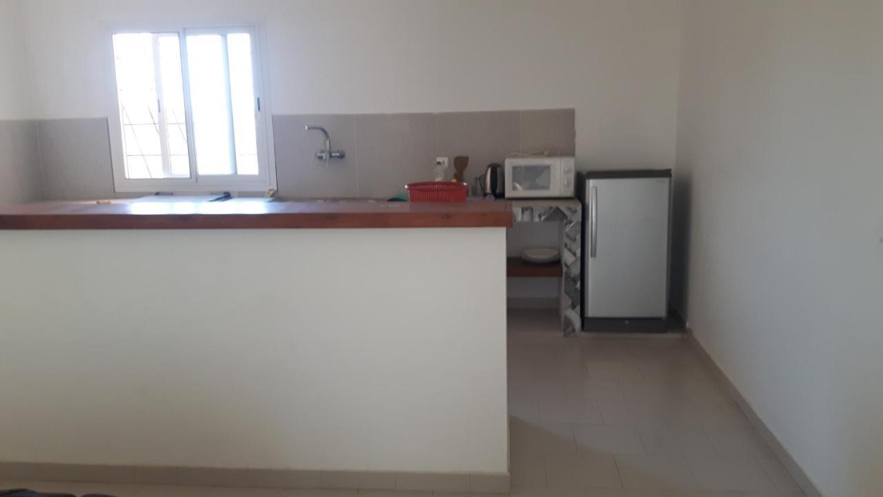 Appartement Familial Spacieux Avec Climatisation Ziguinchor Ngoại thất bức ảnh