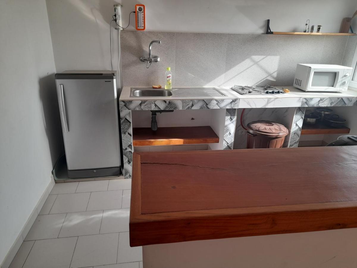 Appartement Familial Spacieux Avec Climatisation Ziguinchor Ngoại thất bức ảnh