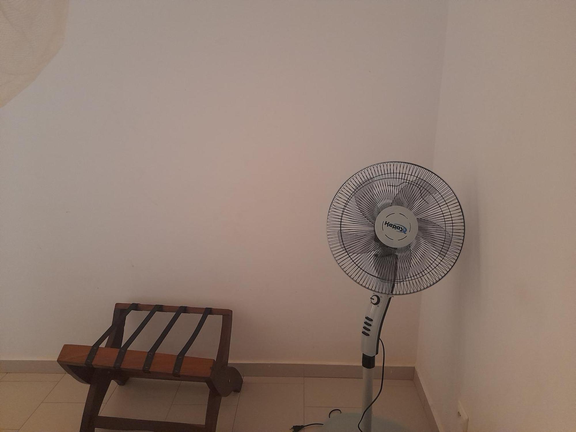 Appartement Familial Spacieux Avec Climatisation Ziguinchor Phòng bức ảnh